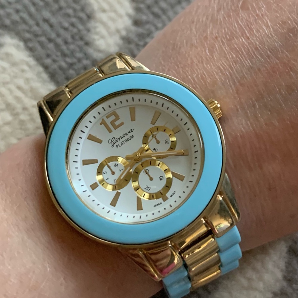 Geneva Platinum gold & blue watch